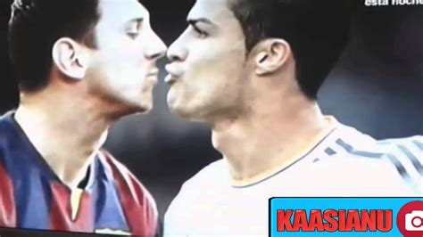 cristiano ronaldo messi beso.